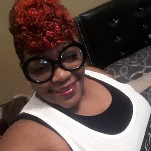 Meet your Posher, Bobbie